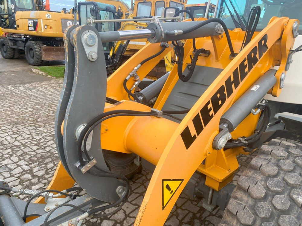 Liebherr L509 speeder stereo wiellader