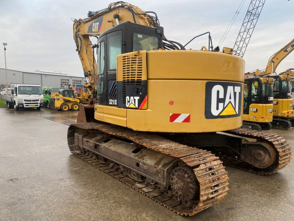 Caterpillar 321 D LCR rupsgraafmachine