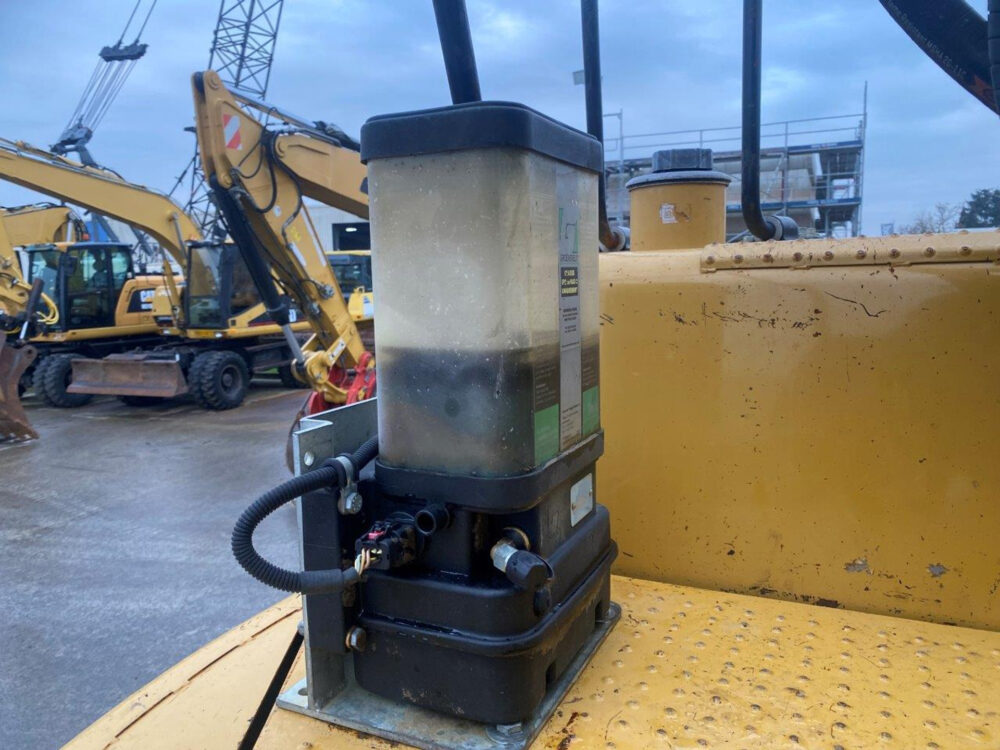 Caterpillar 321 D LCR rupsgraafmachine