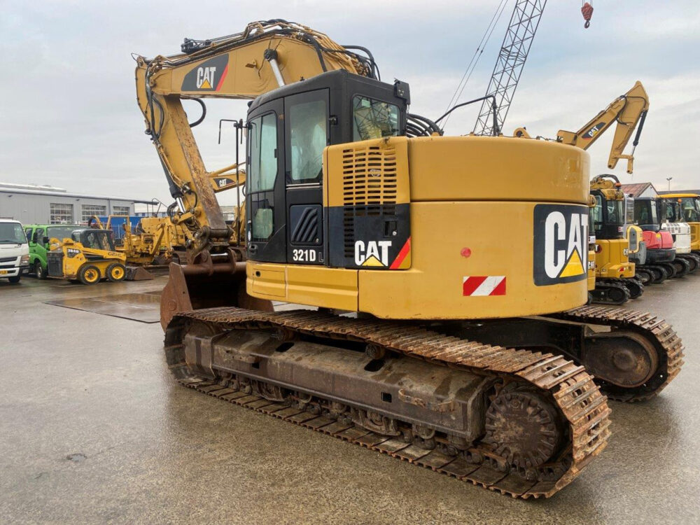 Caterpillar 321 D LCR rupsgraafmachine