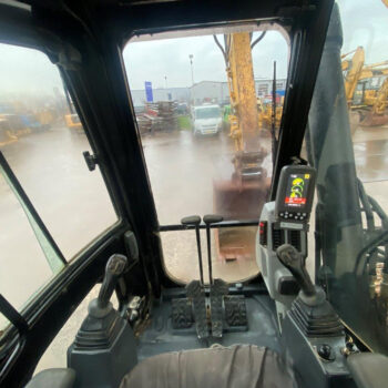 Caterpillar 321 D LCR rupsgraafmachine