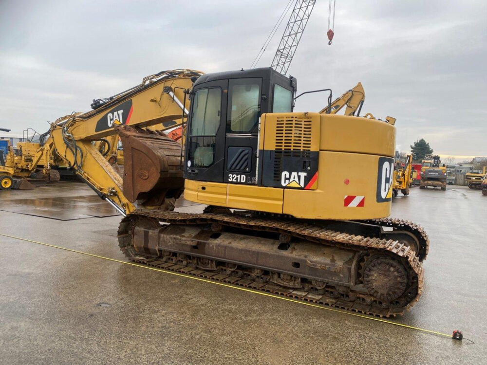 Caterpillar 321 D LCR rupsgraafmachine