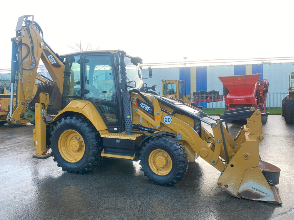 Caterpillar 428F2 backhoe NEW CONDITION