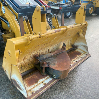 Caterpillar 428F2 backhoe NEW CONDITION