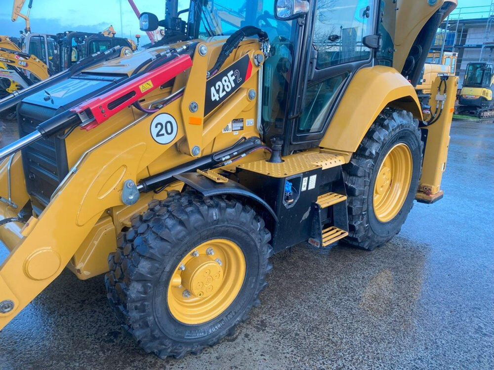 Caterpillar 428F2 backhoe NEW CONDITION