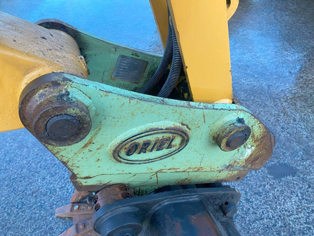 Caterpillar 428F2 backhoe NEW CONDITION