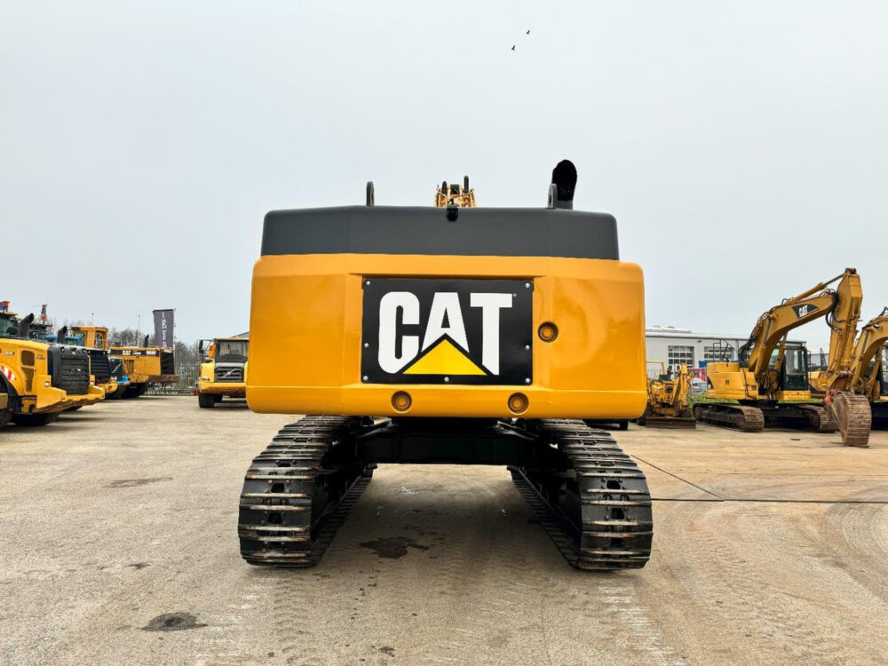 Caterpillar 345 CL rupsgraafmachine