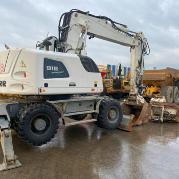 Liebherr A918 compact mobielegraafmachin