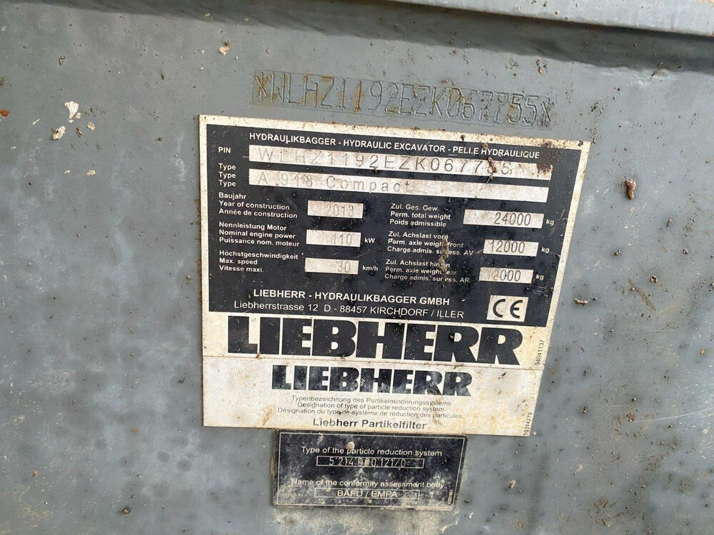 Liebherr A918 compact mobielegraafmachin