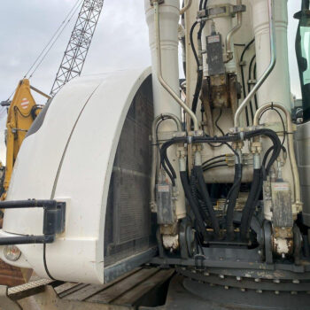 Liebherr A918 compact mobielegraafmachin