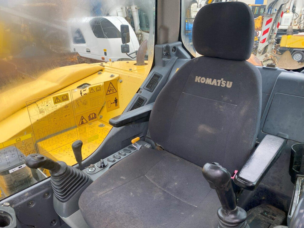 Komatsu PC118MR-8 rupsgraafmachine