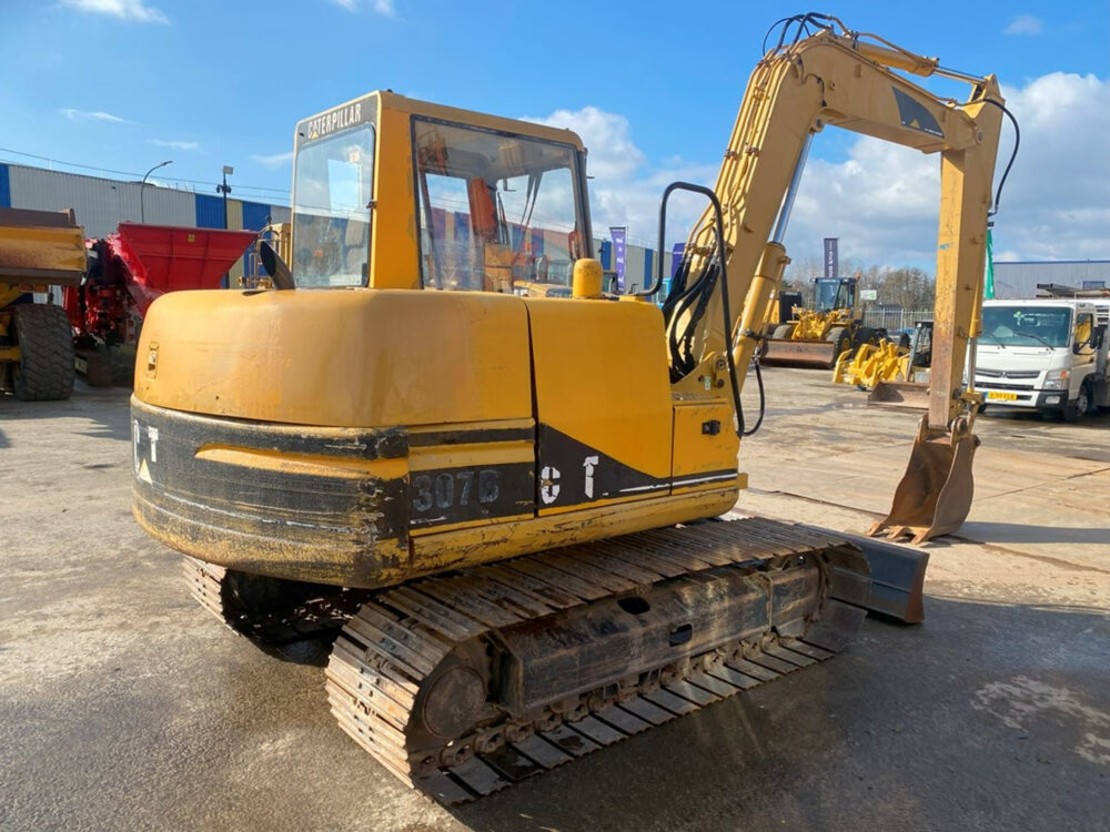 Caterpillar 307B rupsgraafmachine