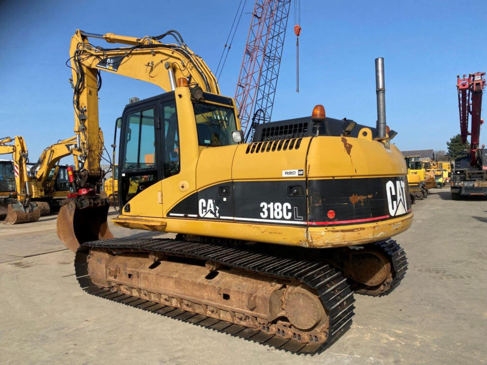 Caterpillar 318 CL rupsgraafmachine