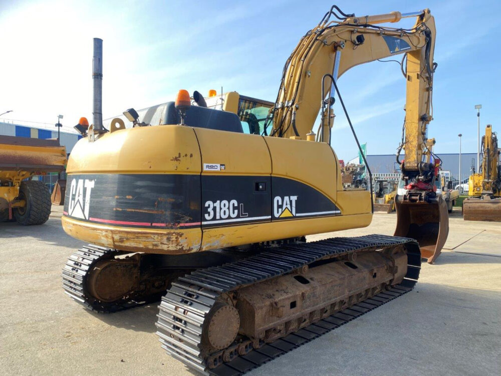 Caterpillar 318 CL rupsgraafmachine